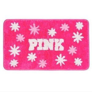 VS Pink 2019 snowflake bath mat rug